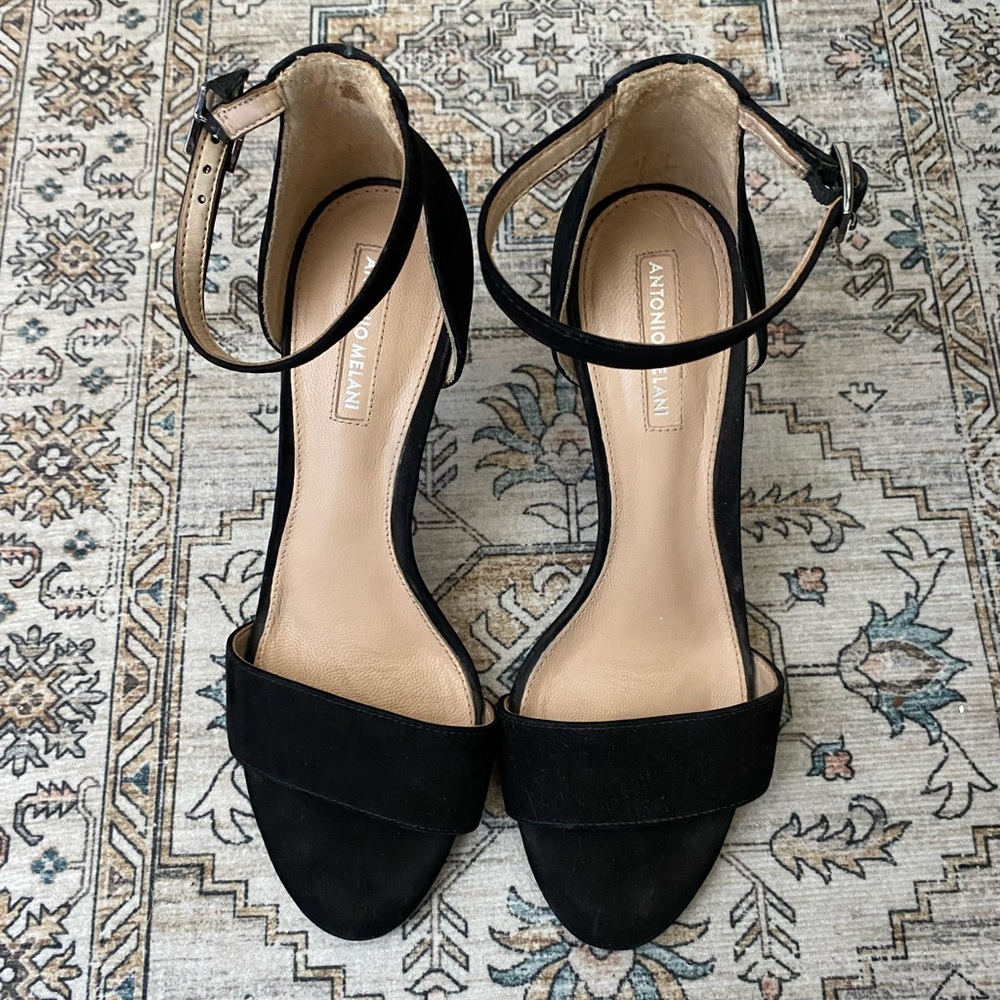 Black Classic Heels